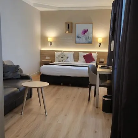 Magda Champs Elysées Hotel 3*