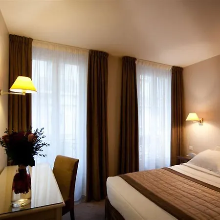 Hotel Magda Champs Elysées Parigi