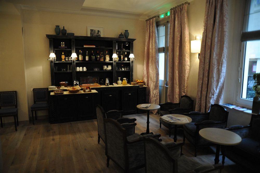 Hotel Magda Champs Elysées 3*