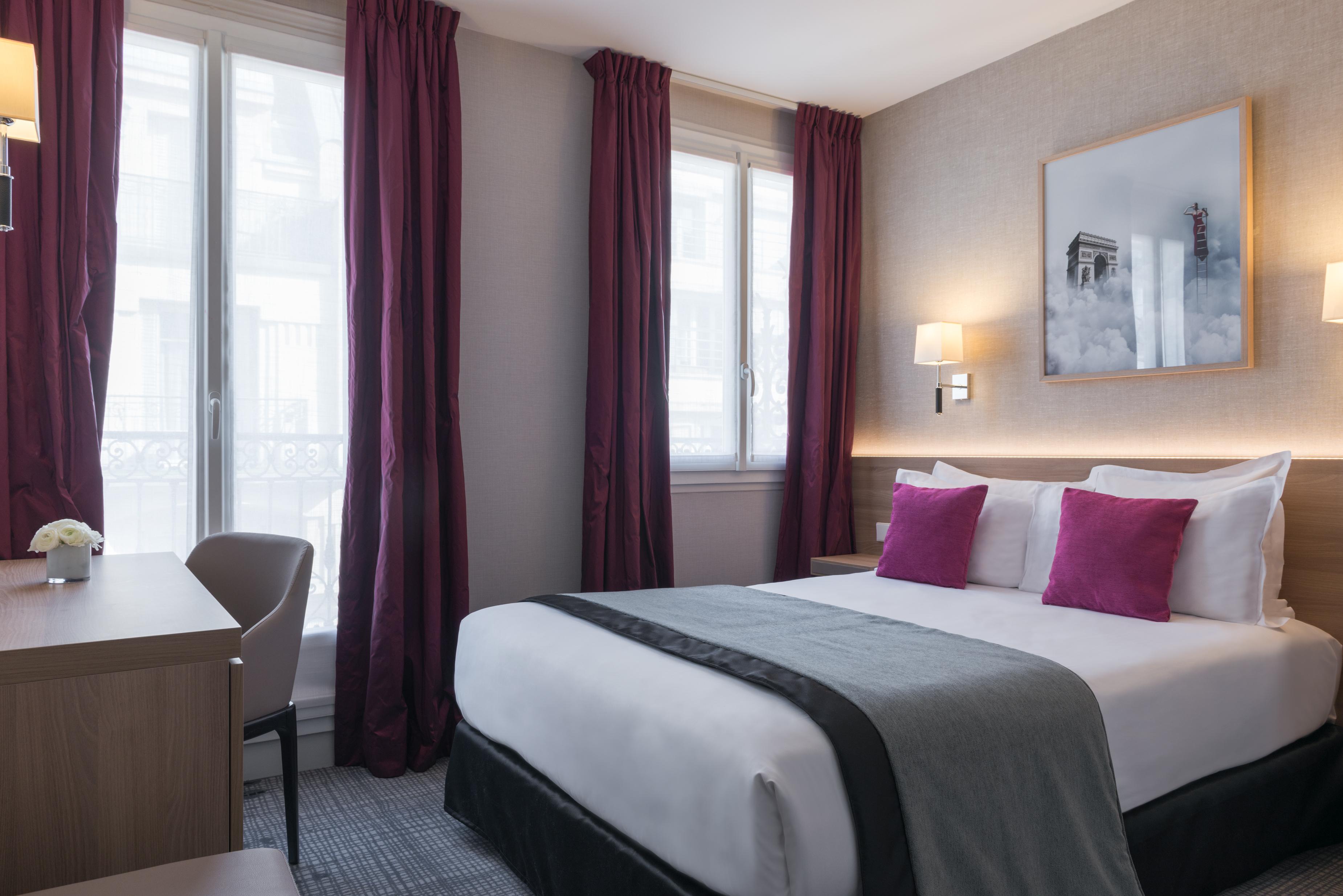 Hotel Magda Champs Elysées 3*