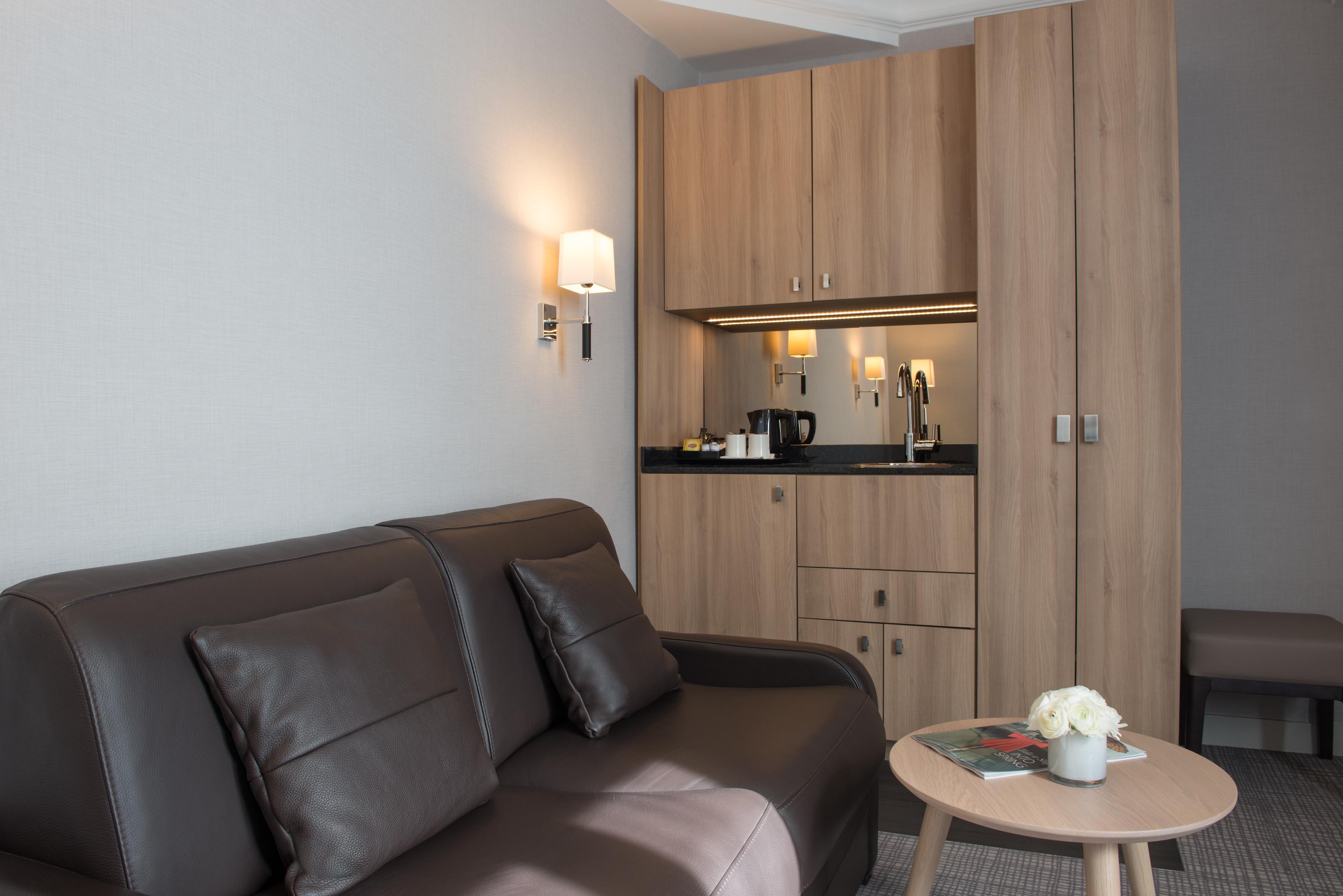 Hotel Magda Champs Elysées 3*