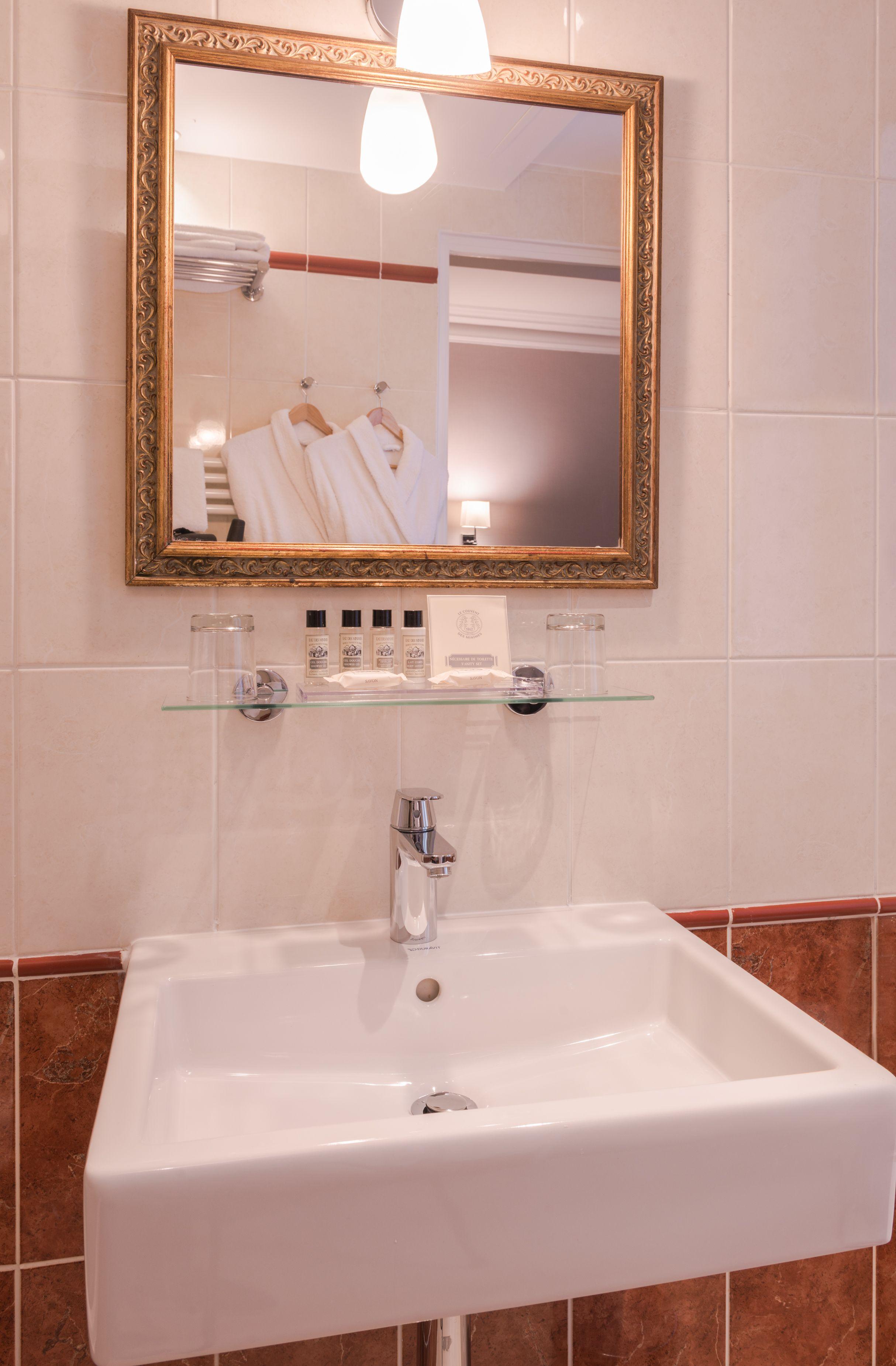 Magda Champs Elysées Parigi