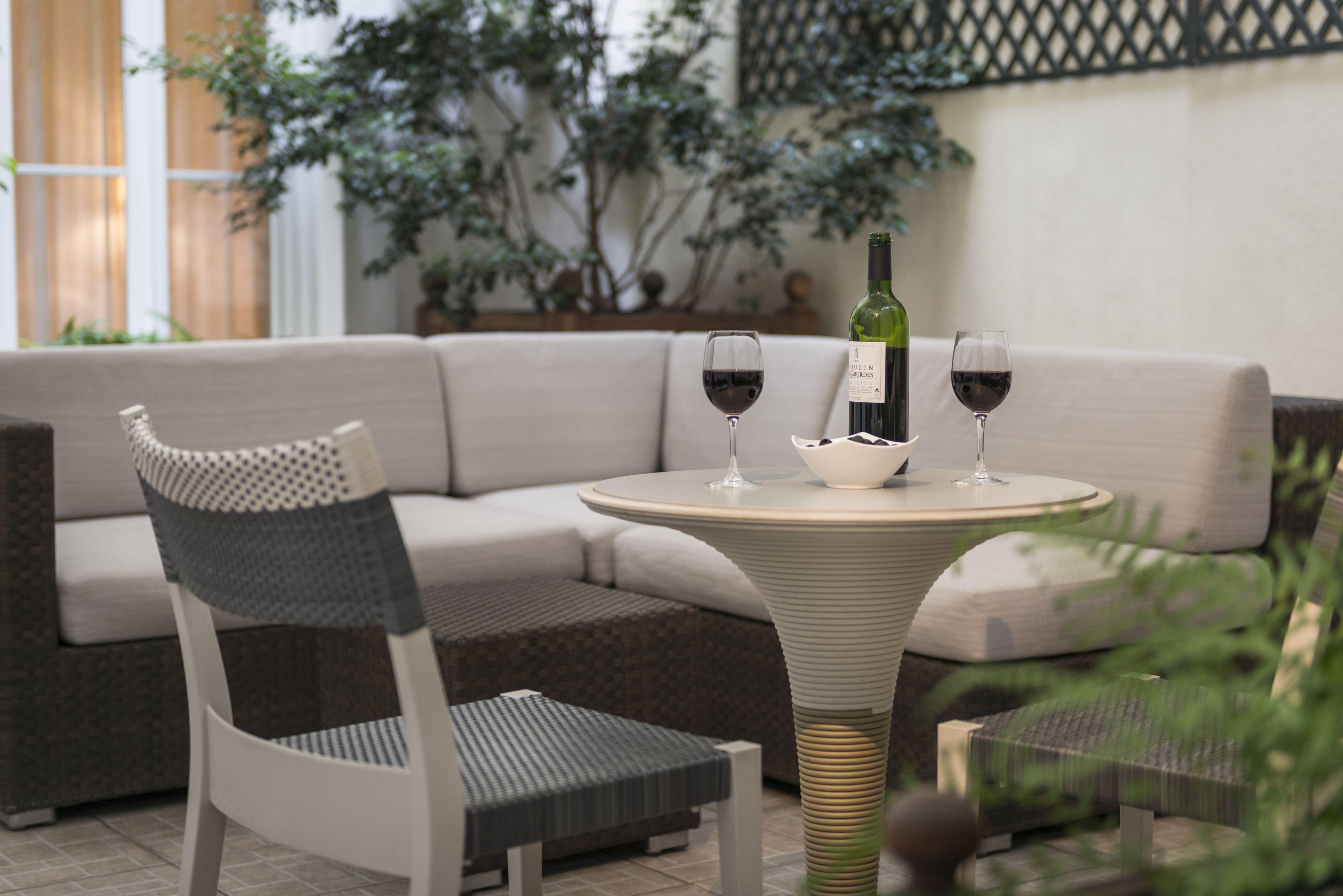 Magda Champs Elysées Parigi